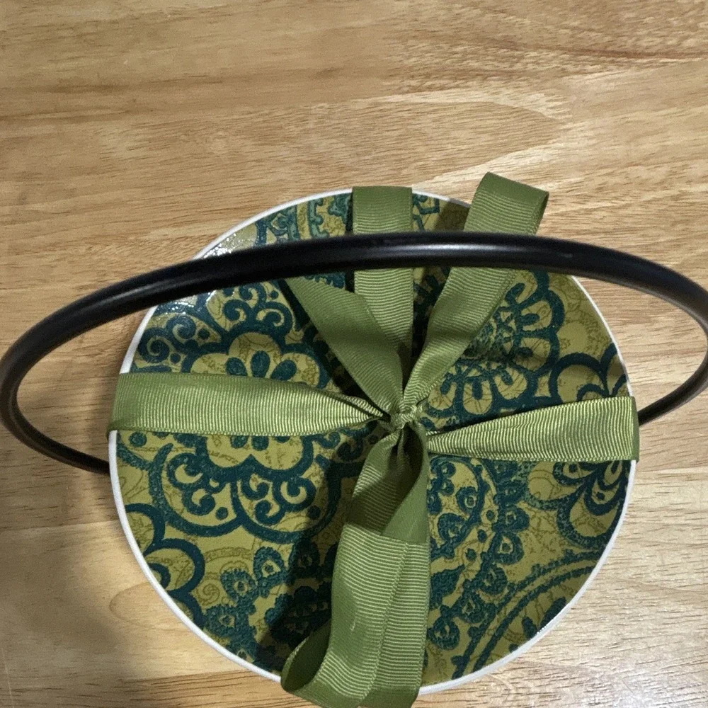 Signature Housewares ROOM Creative 7in Green Paisley Ceramic Plates Set of 6